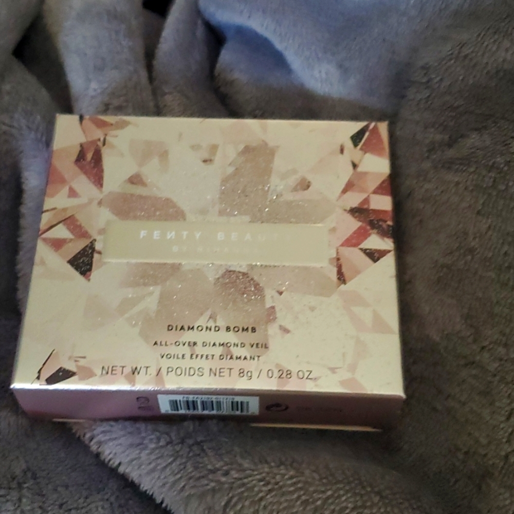 Fenty Beauty Diamond Bomb How Many Carats